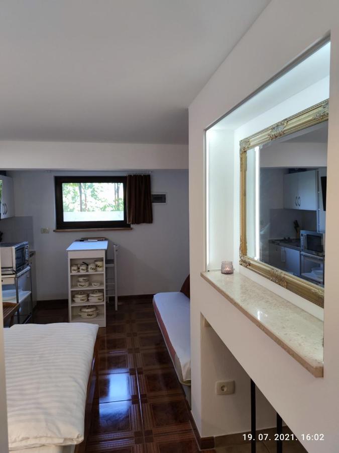 Summer Time Premantura Exterior photo